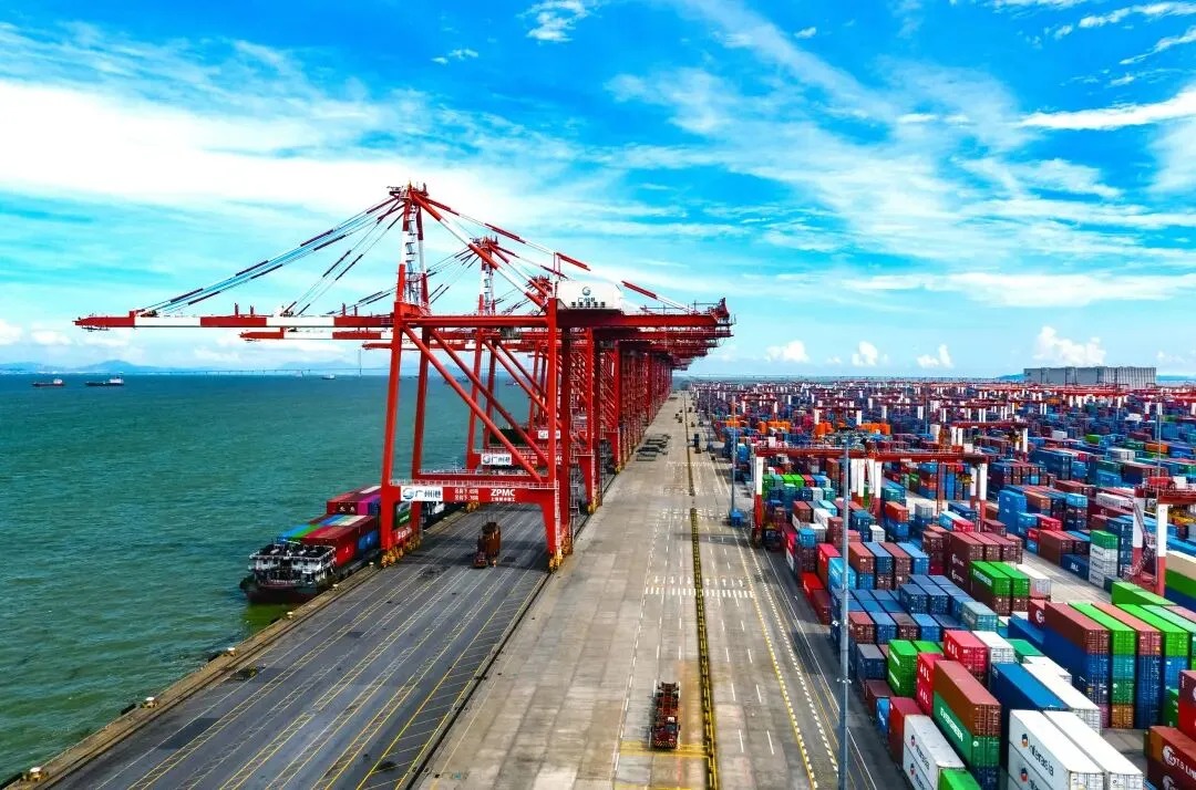 航線“蹺蹺板”：當外貿火熱，內貿船期為何變少了？